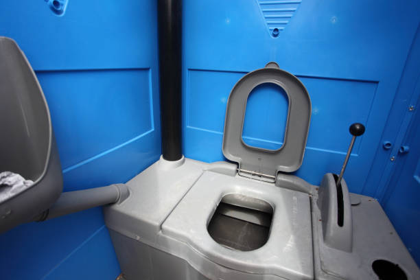Best Construction site porta potty rental  in Waynesboro, PA
